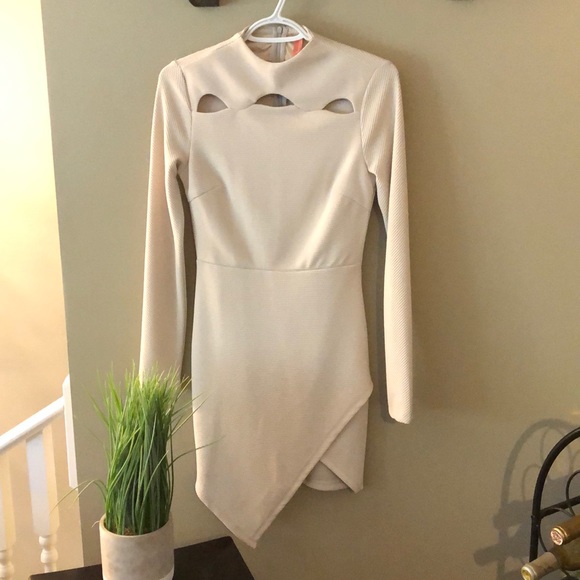 blossom Dresses & Skirts - Cream long sleeve dress ! Worn once!